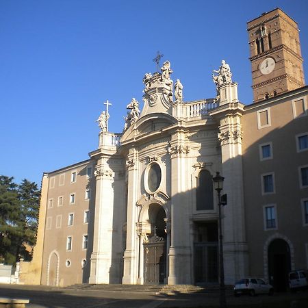 B&B La Finestra Di Fronte Rome Buitenkant foto