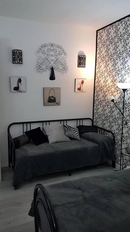 B&B La Finestra Di Fronte Rome Buitenkant foto