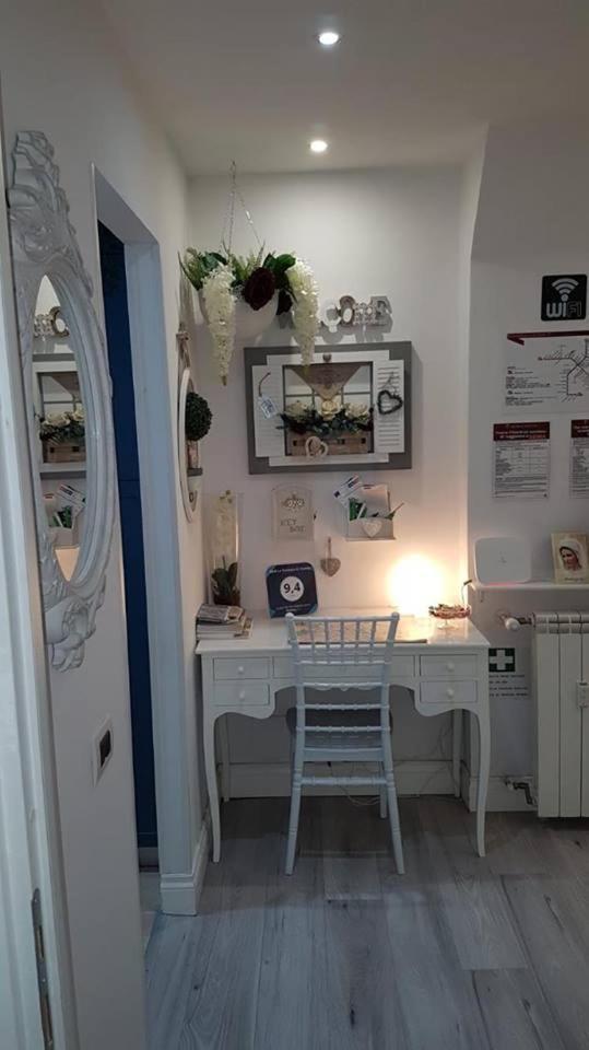 B&B La Finestra Di Fronte Rome Buitenkant foto
